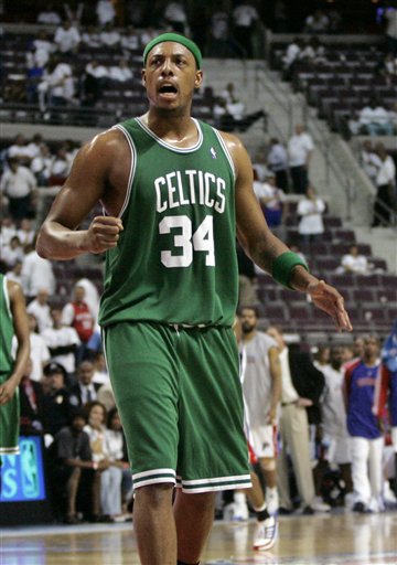 将聚焦于两 将聚焦于两