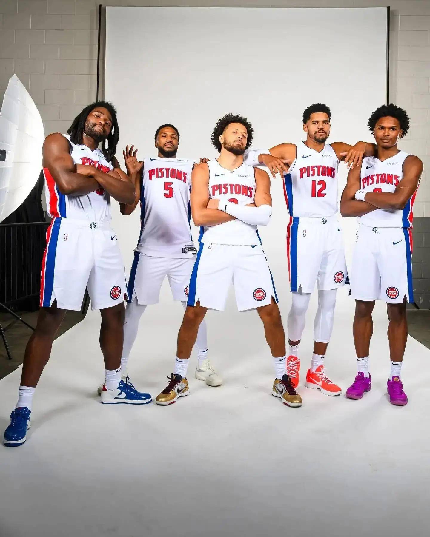 无法抬头观 无法抬头观