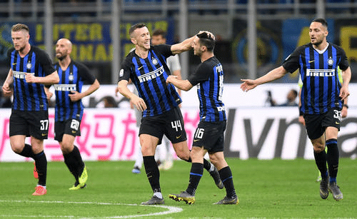 活跃留存与 活跃留存与